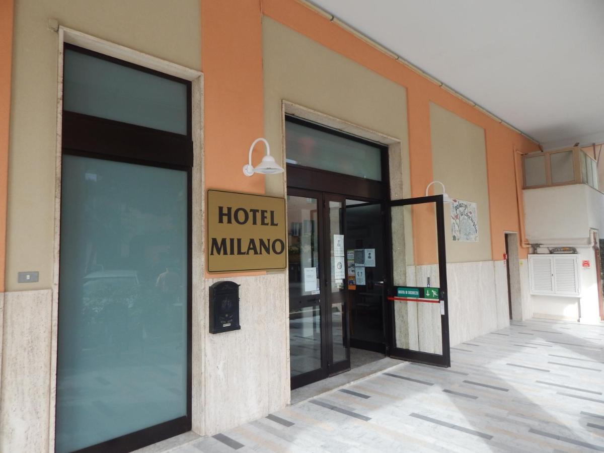 Hotel Milano Loano Bagian luar foto